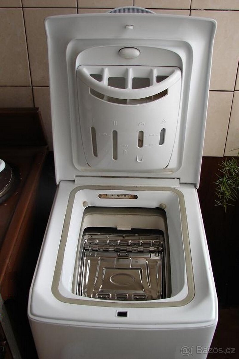 úzká 40cm pračka Indesit A+A 1200ot,rychlý program - 8