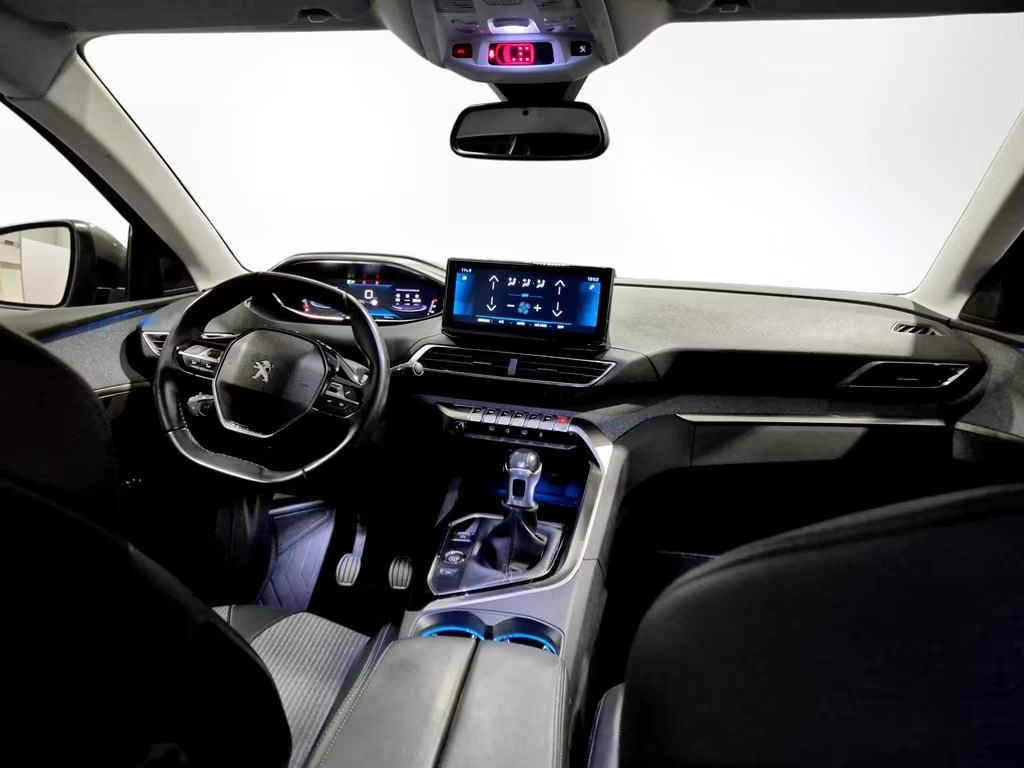 Peugeot 5008 BlueHDi Allure Pack S&S 7 míst rok 2021 - 8