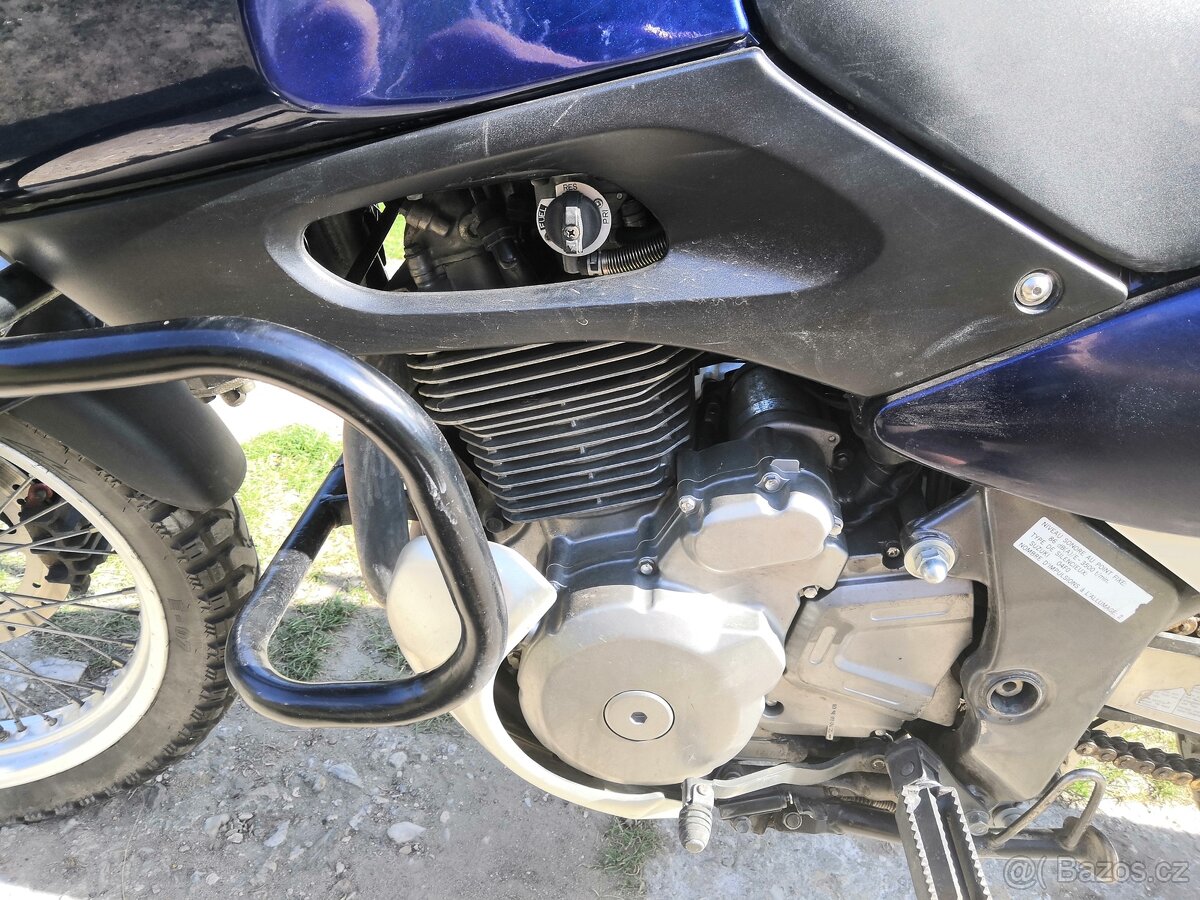 Prodám Suzuki XF 650 Freewind 1999 - 8