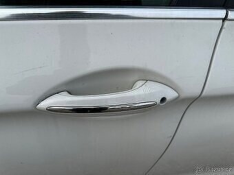 BMW F11 530D 180kw - díly - 8