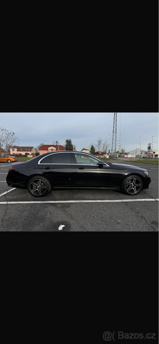 Prodám Mercedes e220d amg paket - 8