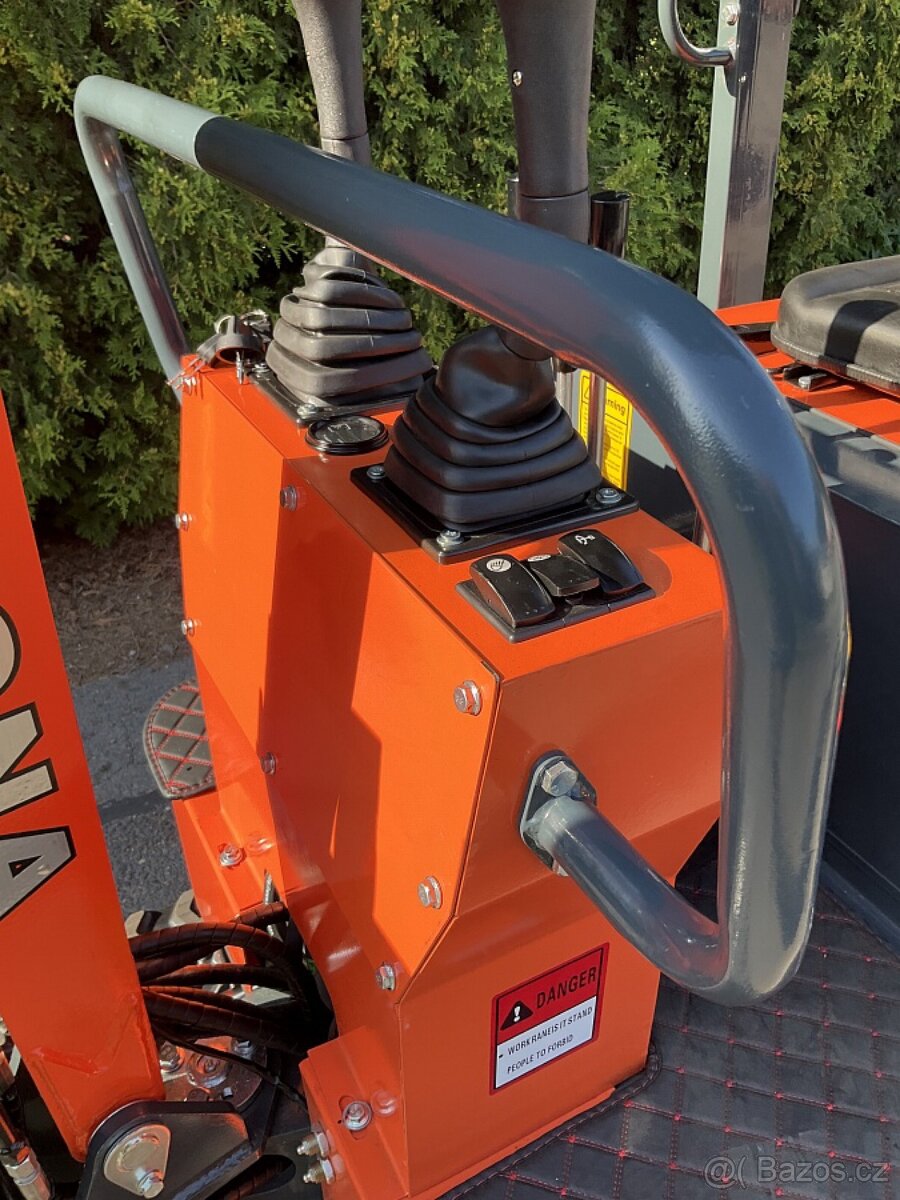 Bagr, minibagr CR10H - 8