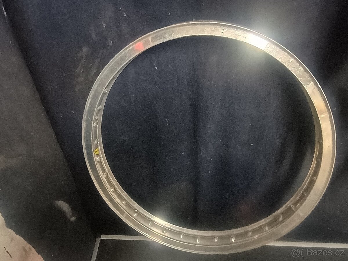 Rafky Acront Borrani - 8