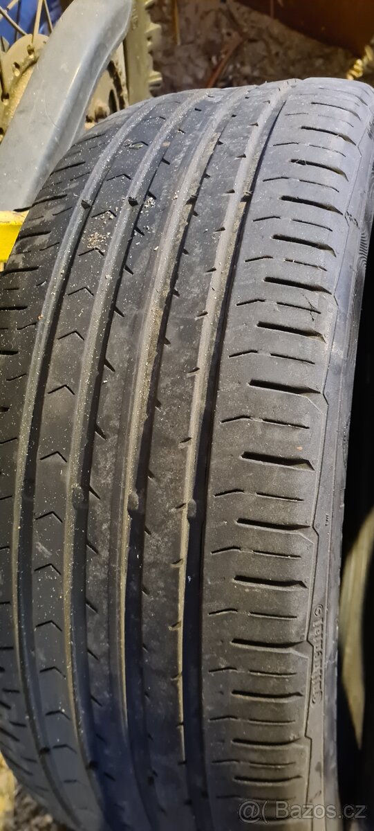 Continental 215/55r17 - 8