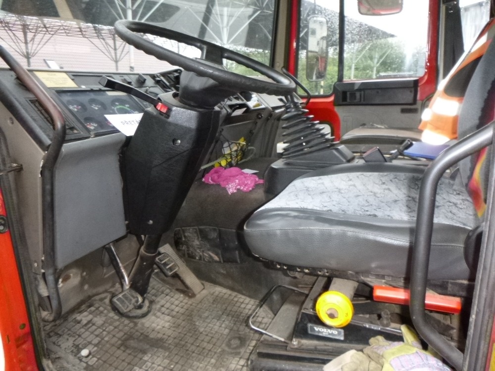 Prodám Volvo FL 614 kontejner - 8