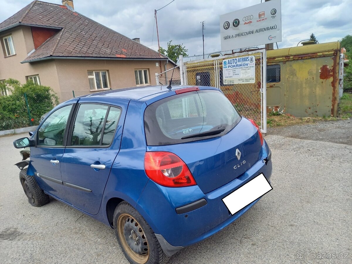 Renault Clio 1,2 16V - 8