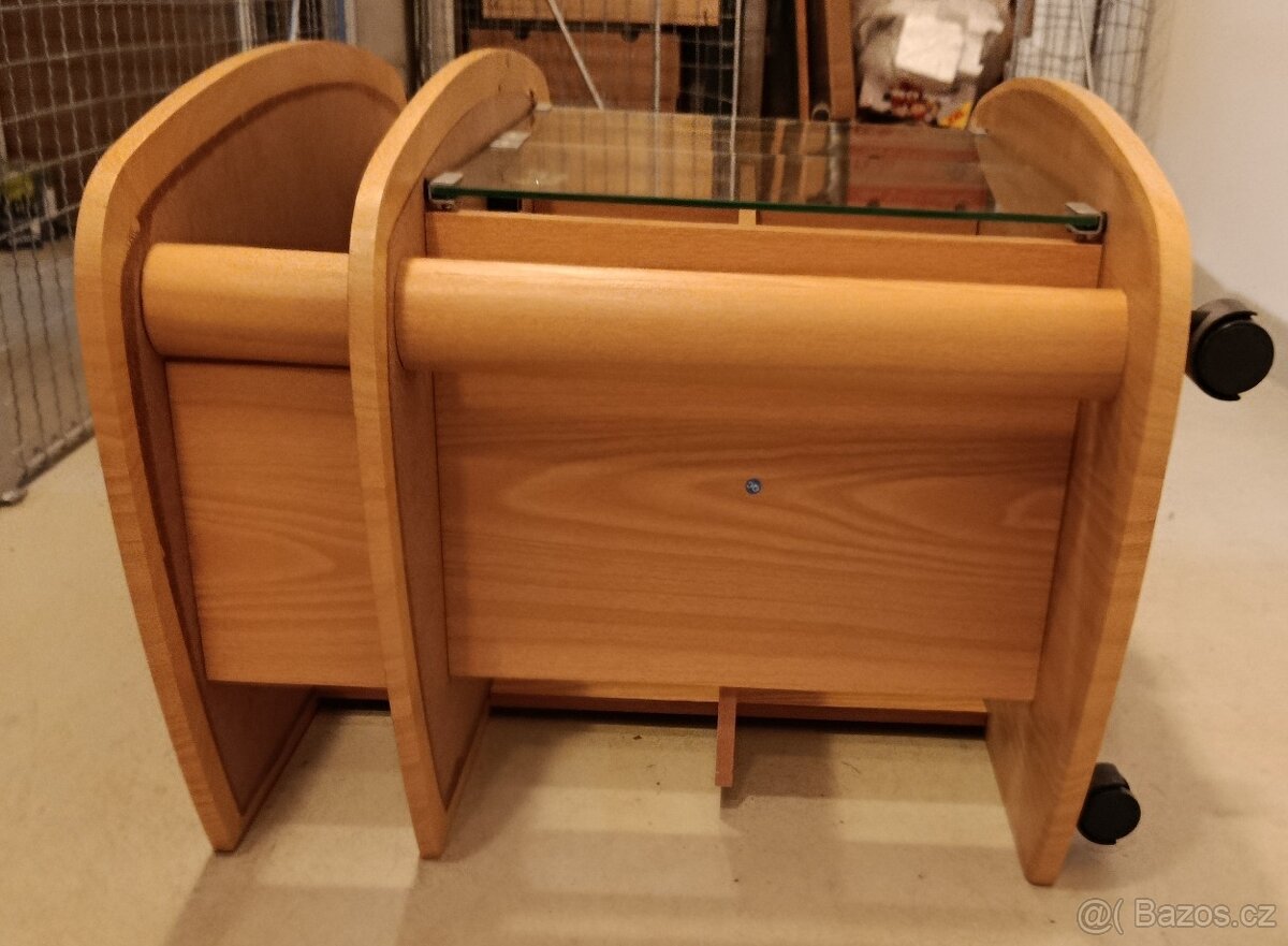 Stolek pod TV - 8