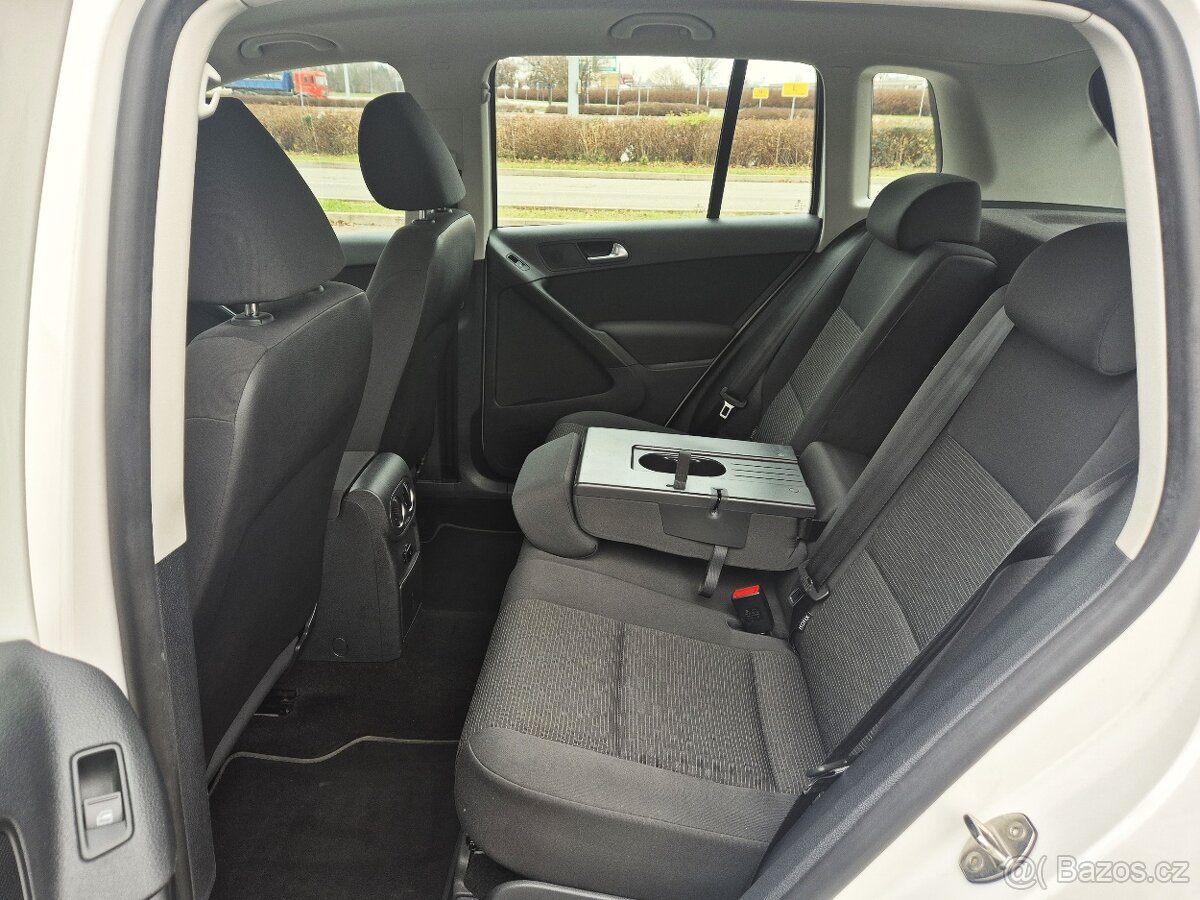 VW TIGUAN 2.0TDI 1 MAJITEL 106 TIS.KM AUT. KLIMA PARK AUT - 8