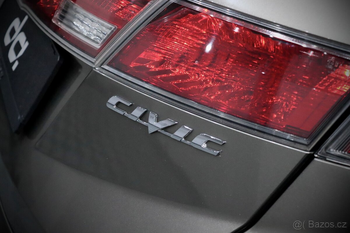 Honda Civic 1.8 i-VTEC 103 kW Sport - 8