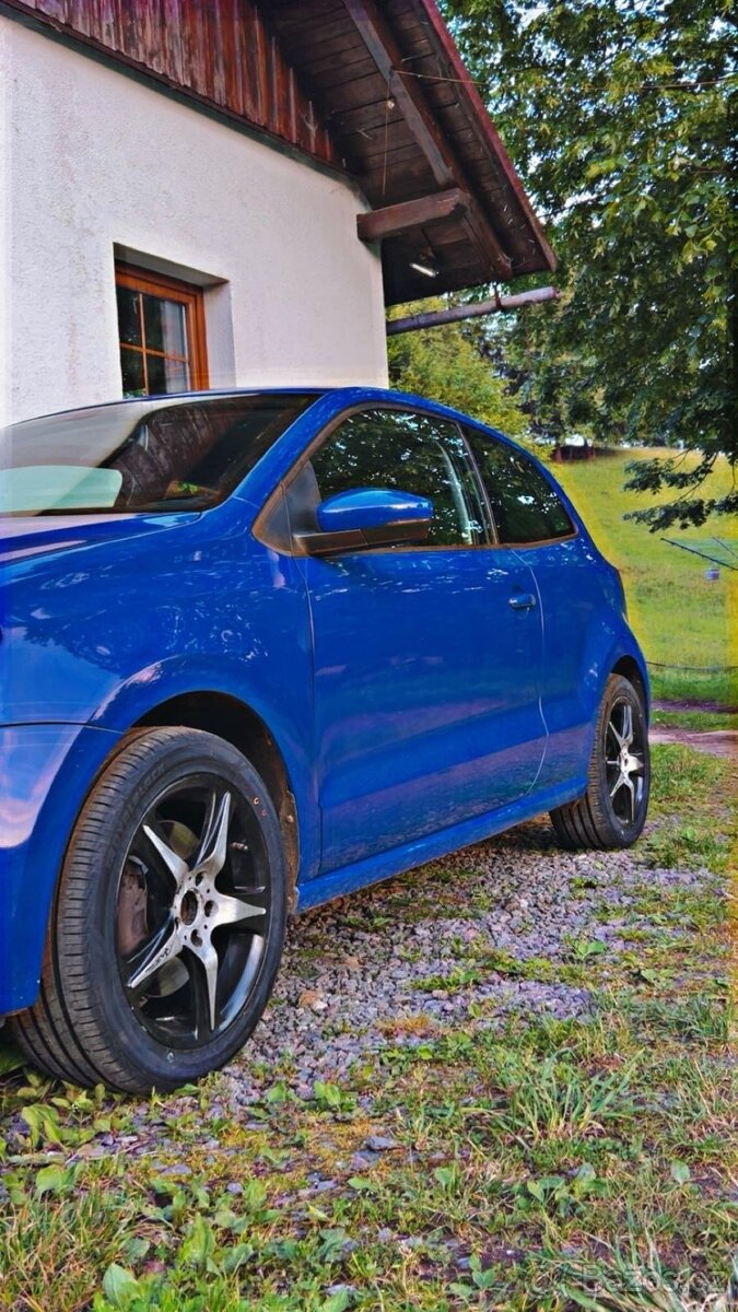 Volkswagen polo 6R - 8