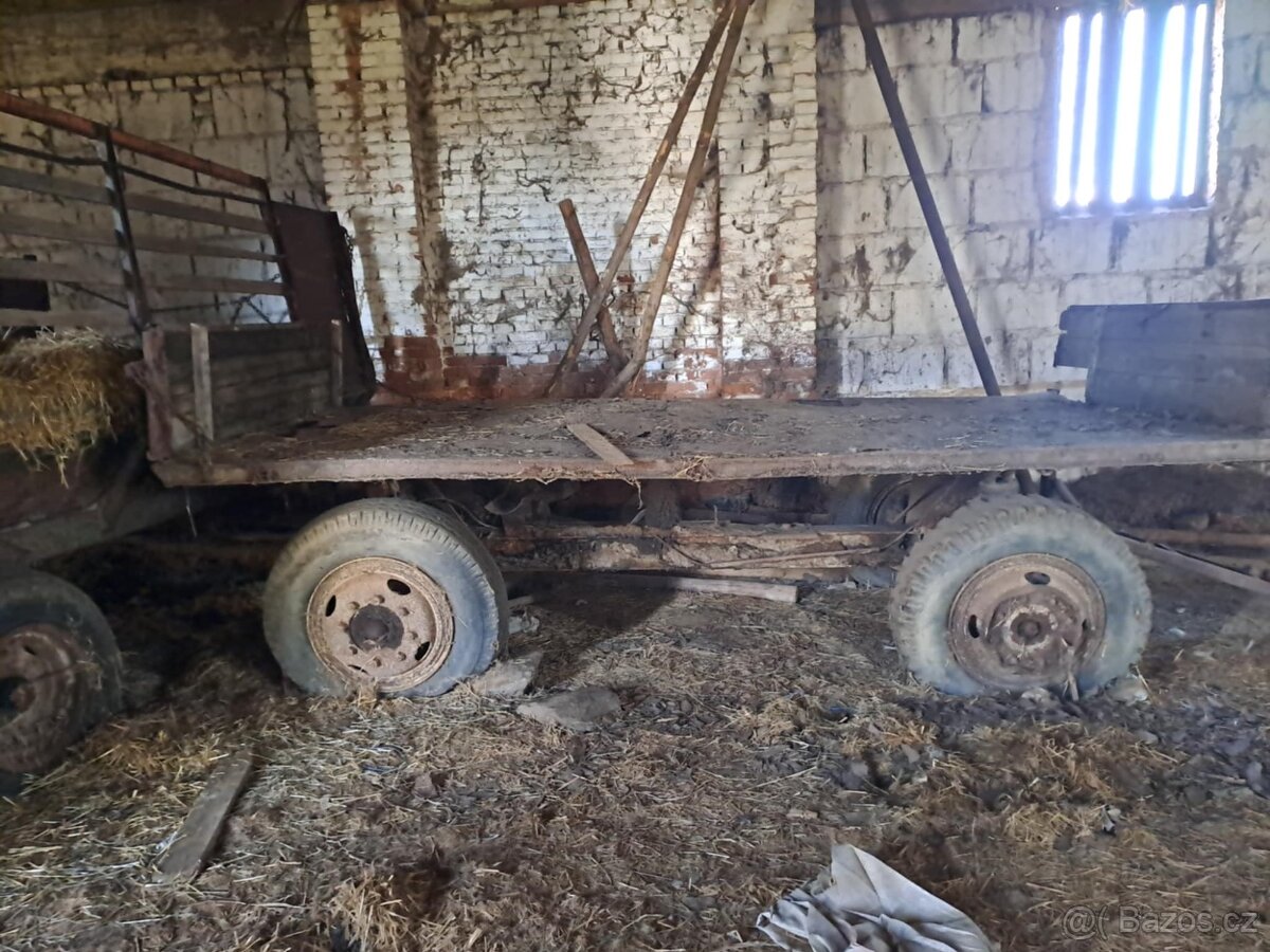 zemědělské stroje - 8