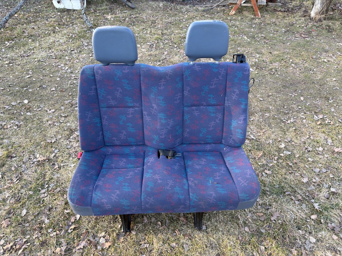Sedačky LT35 - 8