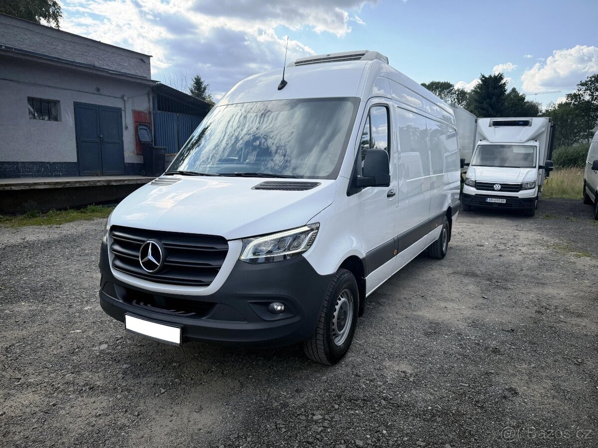 Mercedes Sprinter 319 V6 Automat. Chladiak/Mraziak zásuvka - 8