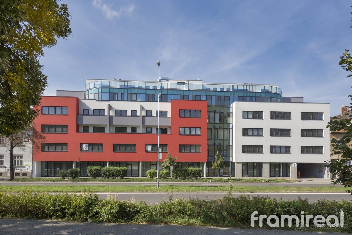 Pronájem ateliéru 1+kk, 46 m² - Brno - Židenice, ev.č. 01946 - 8