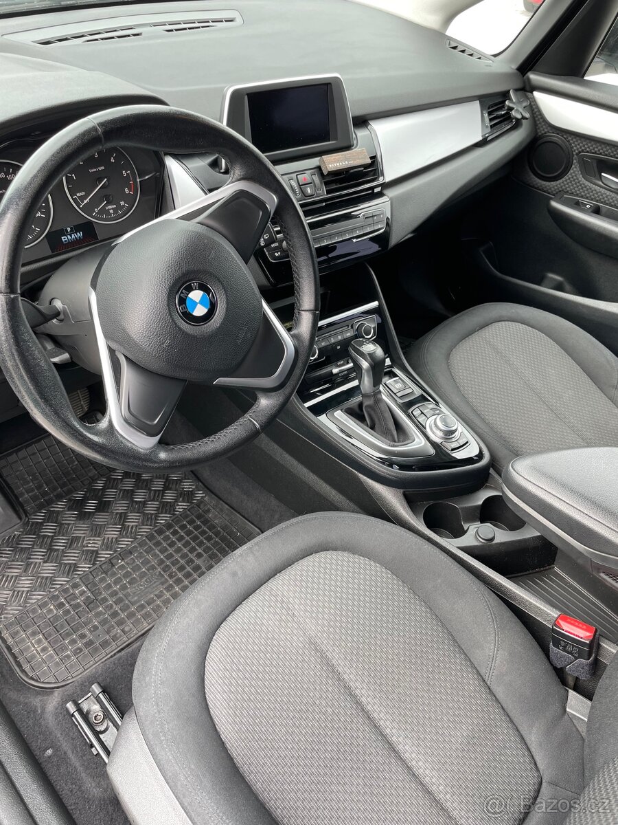 BMW 218d, 175000km /automat/ PRAVIDELNÝ SERVIS - 8