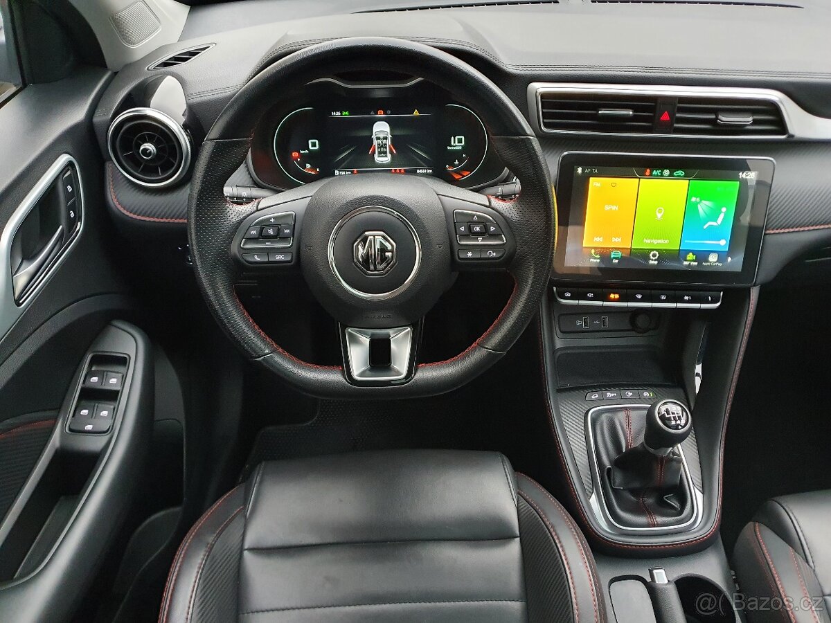 MG ZS 1.5 78kW 84tkm Panorama DAB Kessy - záruka Autodraft - 8