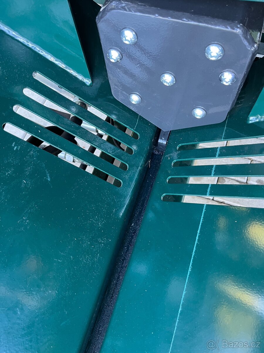 Štípací automat - 8