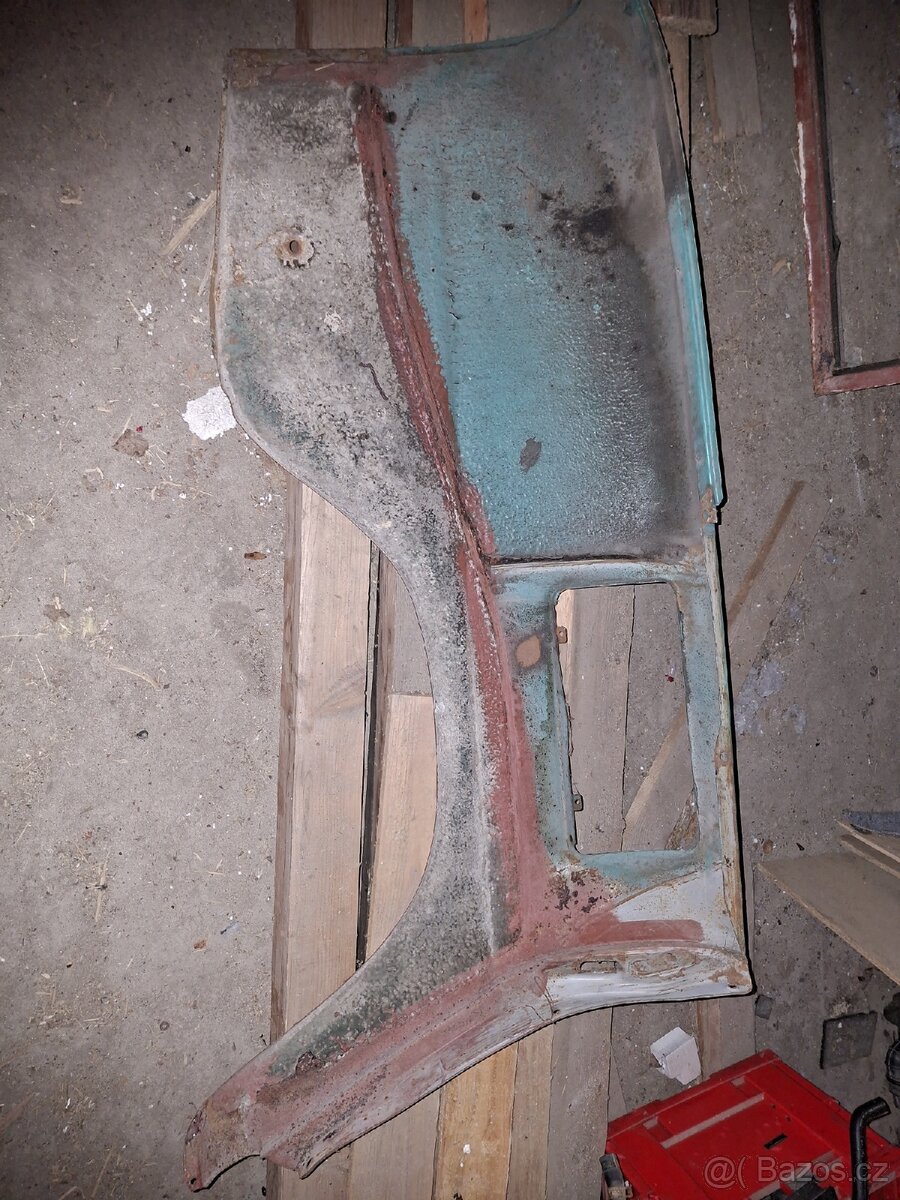 Blatníky Škoda 100 - 8