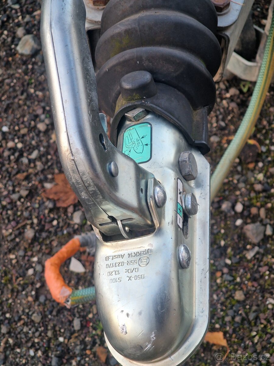 Přívěsný vozik VEZEKO VÁRIO bržděný 205cm x 127cm - 8