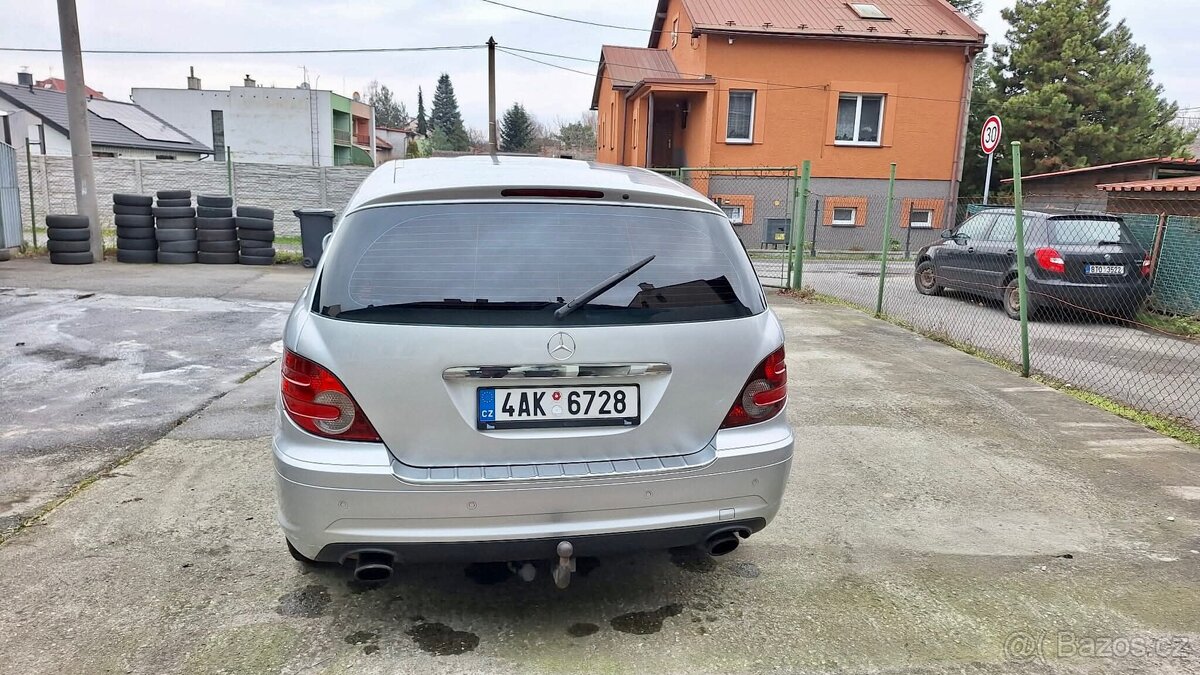 Mercedes-Benz R 320 CDI 4MATIC | 7 míst - 8