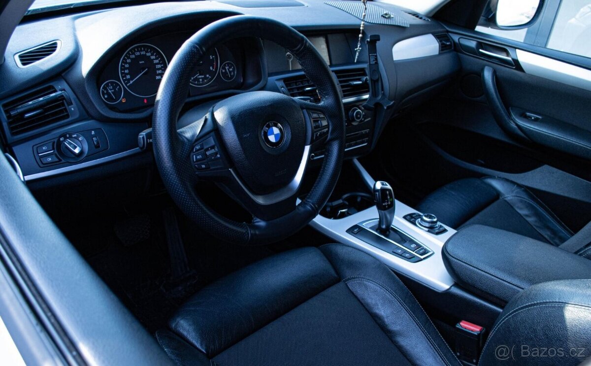 BMW X3 xDrive20d A/T - 8