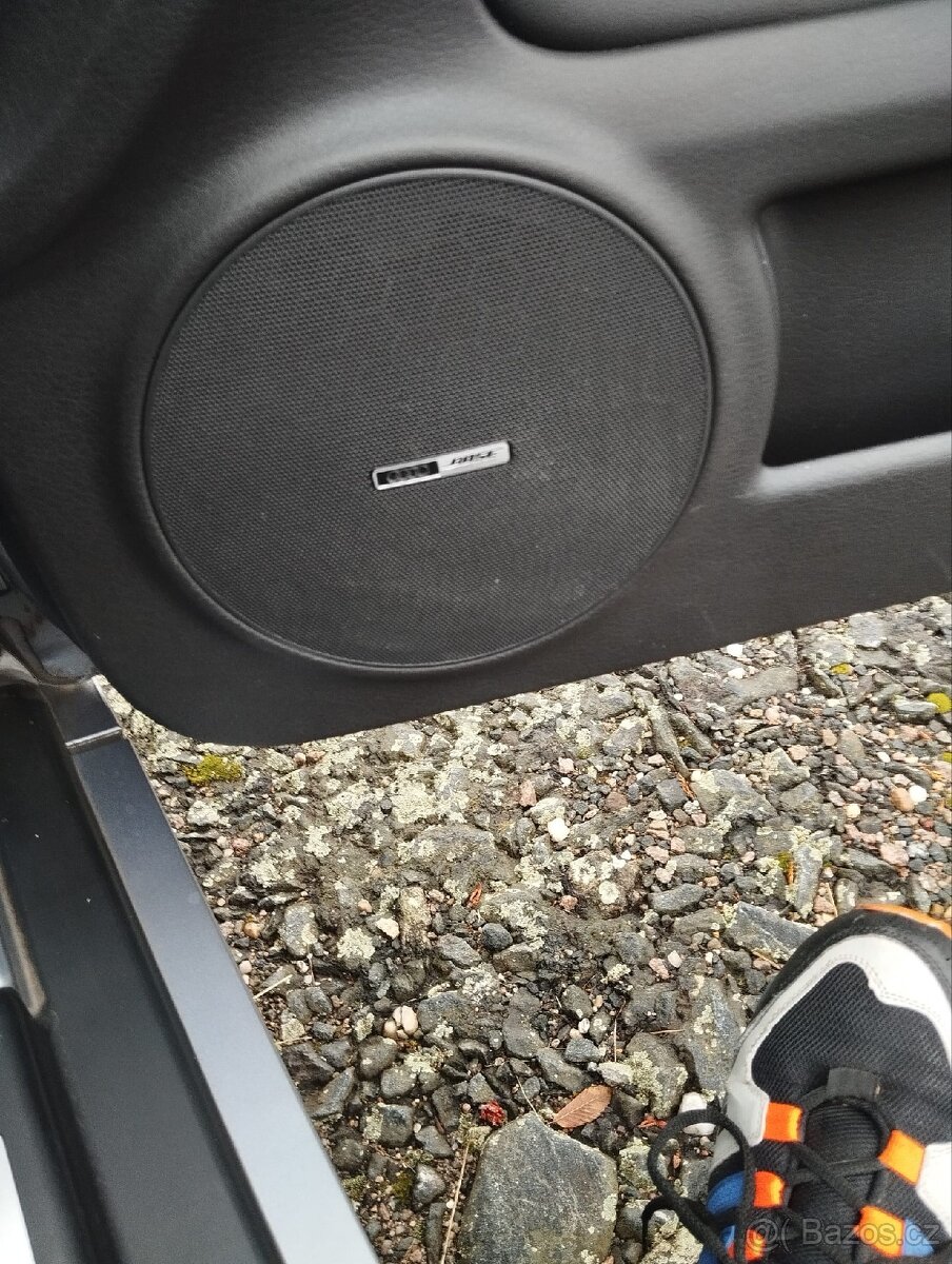 AUDI A4 Cabrio 3,0 TDI quattro TOP - 8