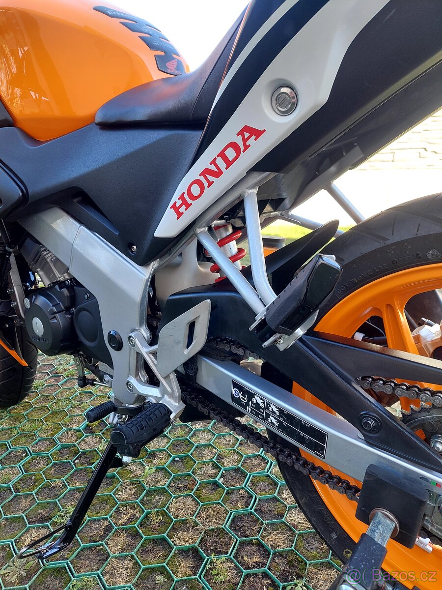 Honda cbr 125 repsol - 8