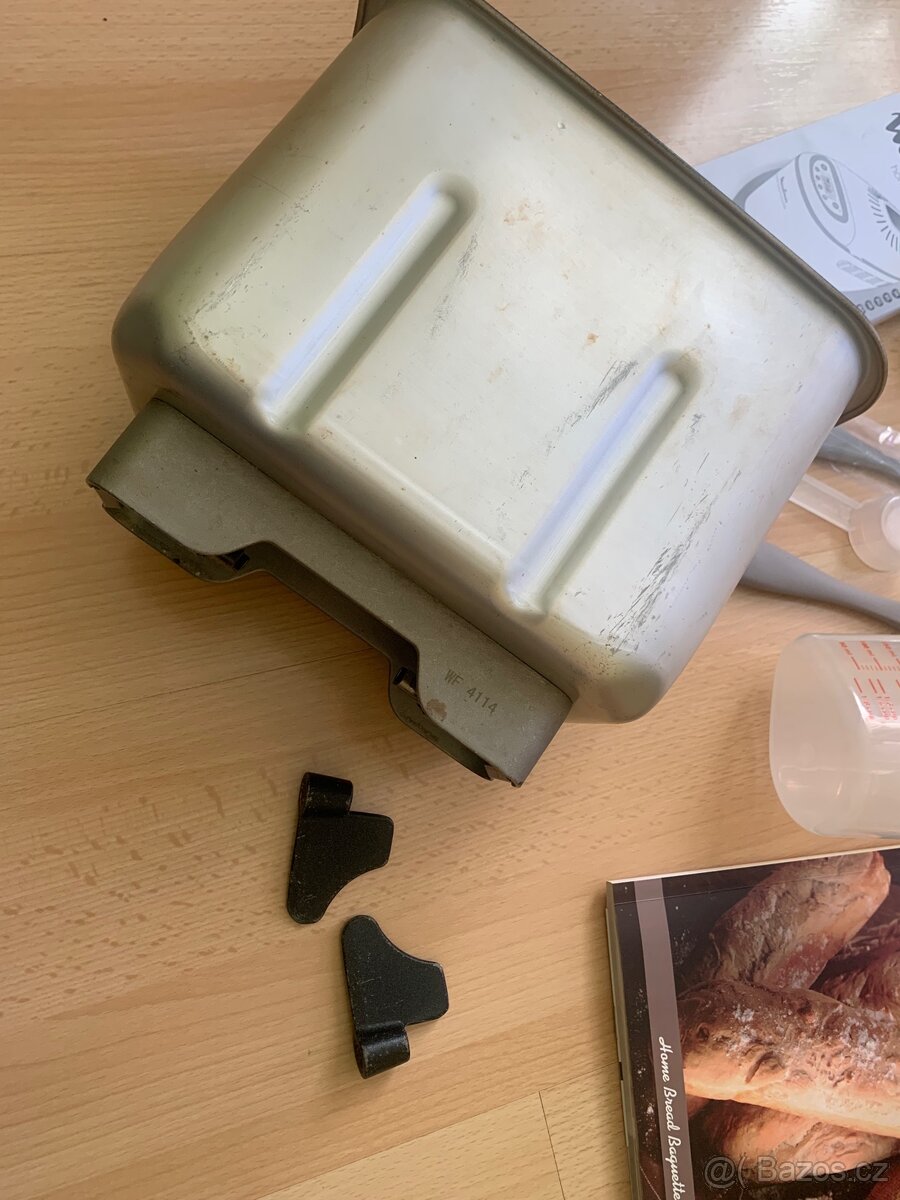 Moulinex domácí pekárna - 8