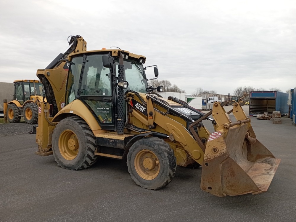 Prodám Caterpillar 428F - 8