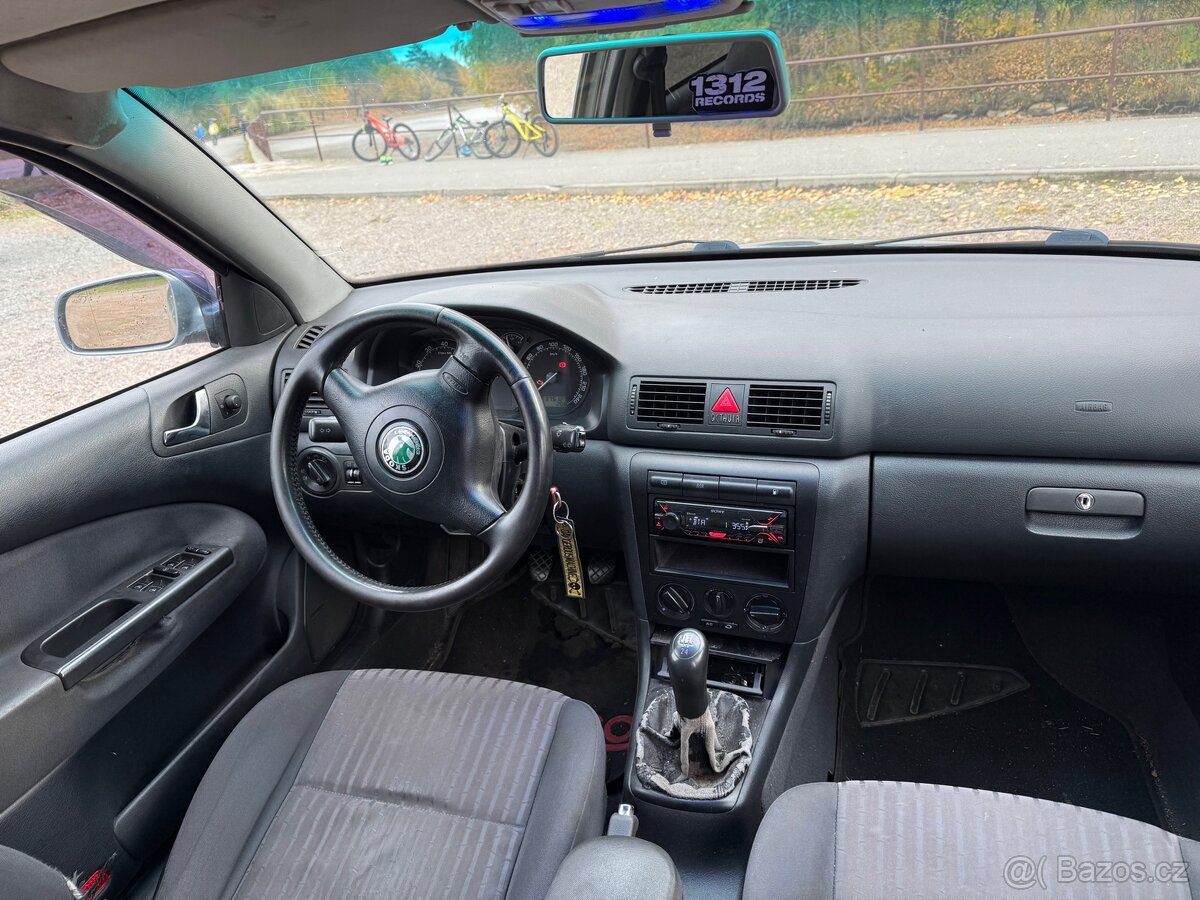 Škoda Octavia 1.8t 110kw, nová stk - 8