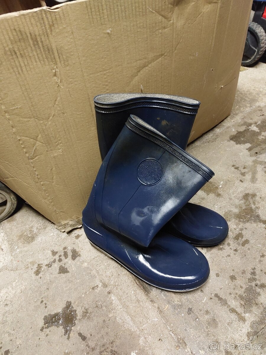 Detske divci / chlapecke gumaky - velikost 37 - 8