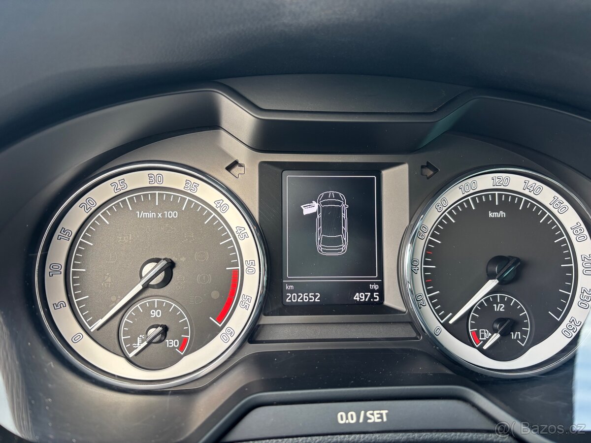 Škoda Octavia 3 2.0tdi - 8