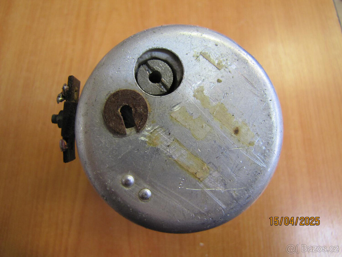 Krystal-rezonátor - 8