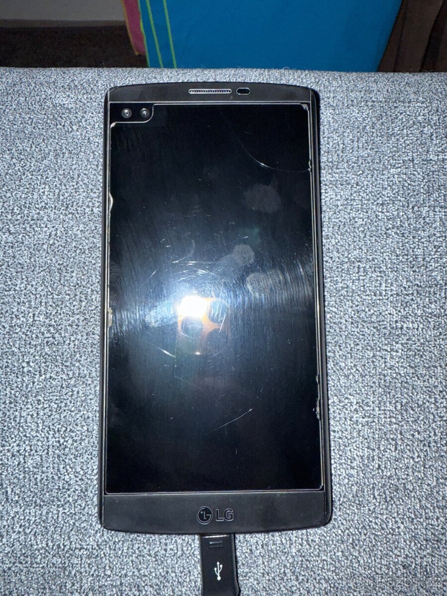 Chytrý dotykový LG V10 - 8