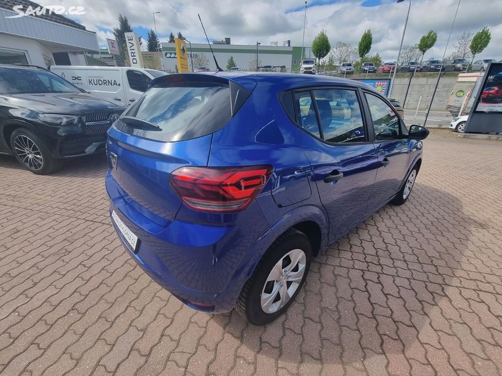 Dacia Sandero, Essential TCe 90 - 8