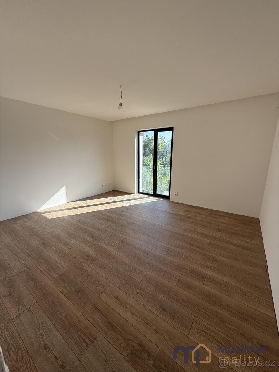 Prodej rodinného domu 150 m, pozemek 700 m - 8