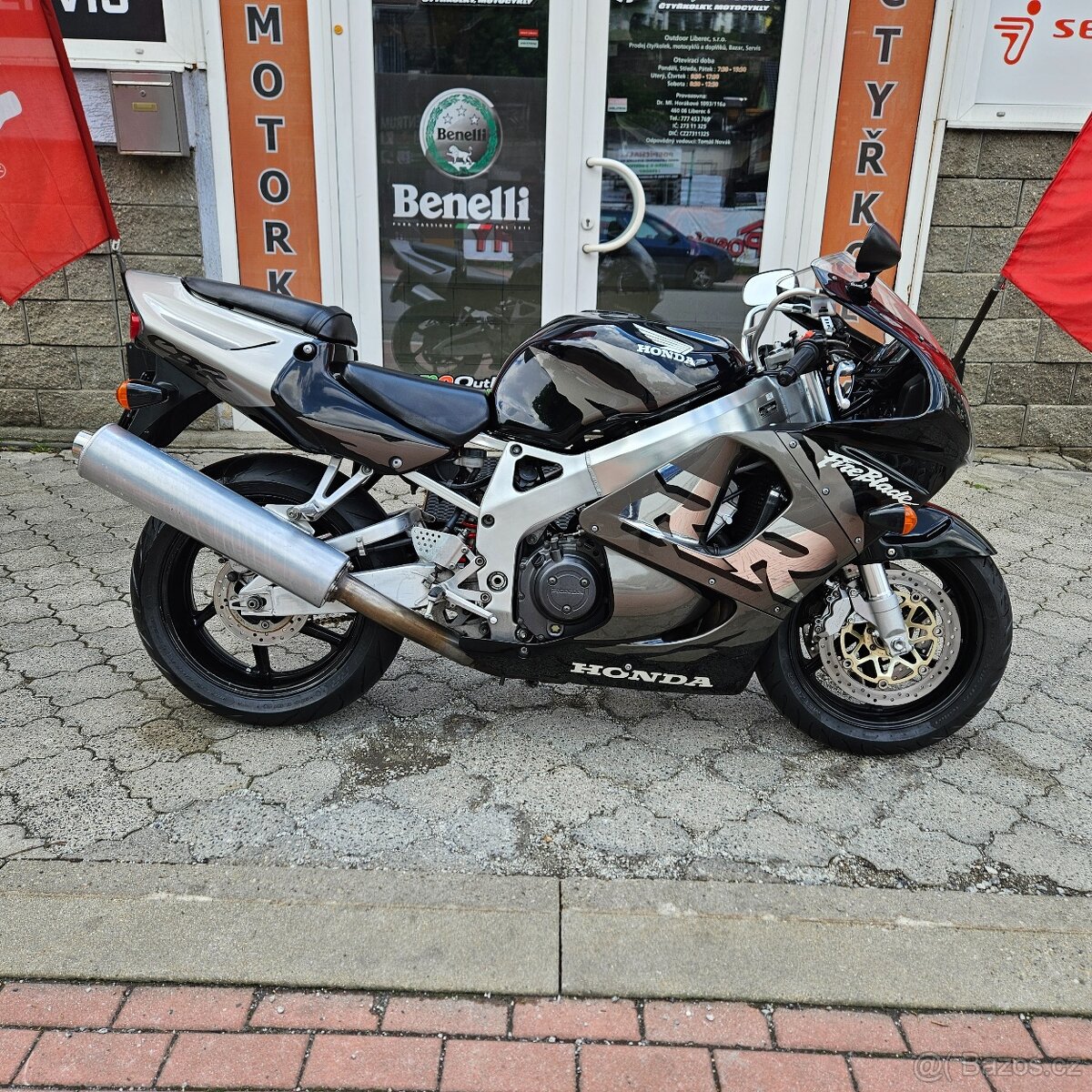 Honda CBR 900 RR, LEGENDÁRNÍ STROJ SKLADEM - 8