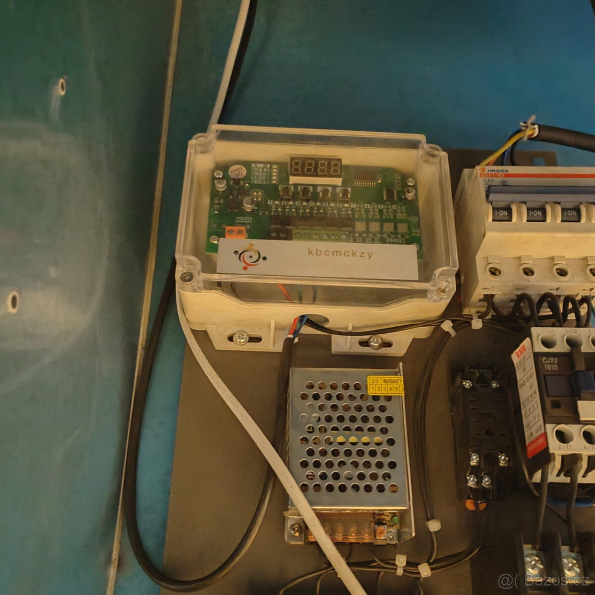 Odsávací stůl pro broušení 1500 x 1000 x 1600mm - 8