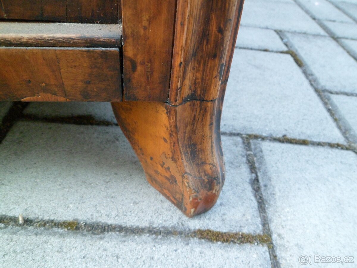 STAROŽITNÝ SKLENÍK - 8