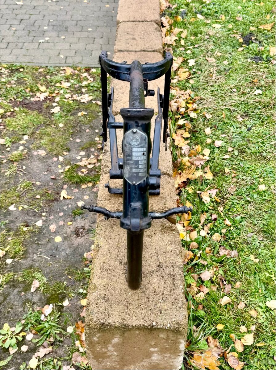 ČZ 125 453 - rám se štítkem rok 1961 - 8