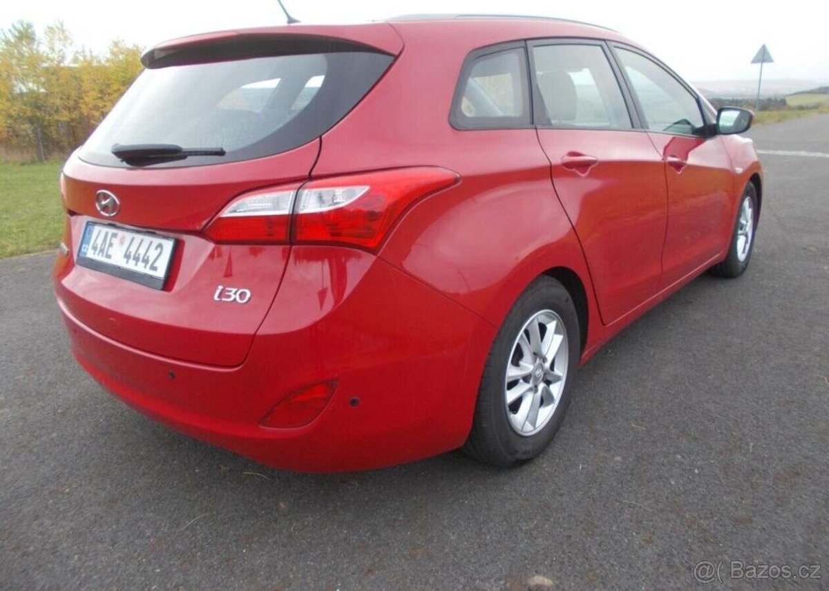 Hyundai i30 1,6 88KW koup ČR 74 000 KM benzín manuál 88 kw - 8