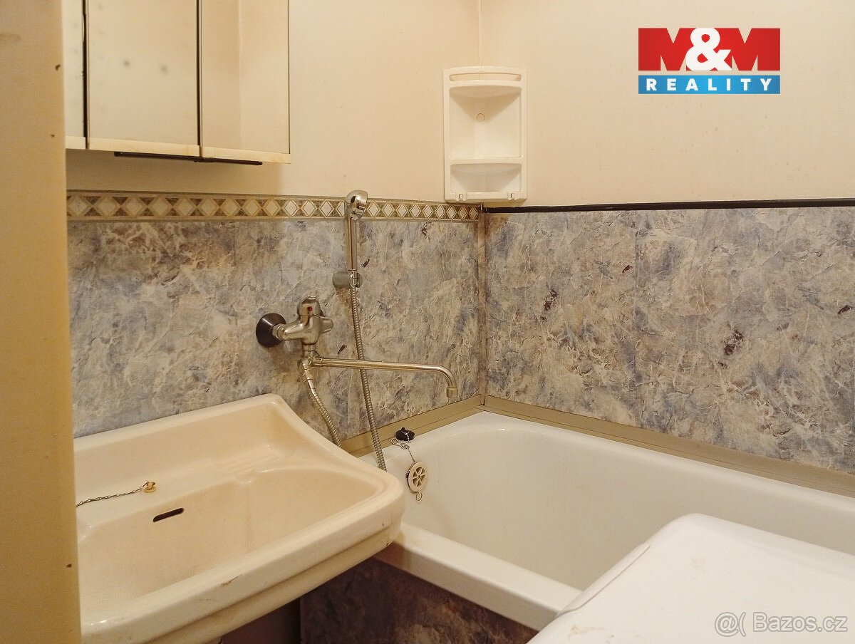 Prodej bytu 2+1, 53 m², Jirkov, ul. Karla Čapka - 8