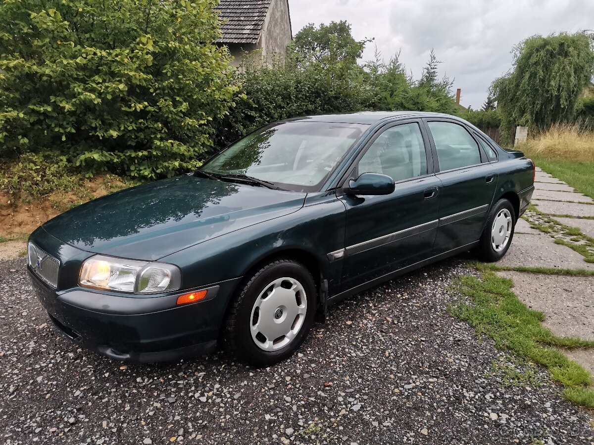 VOLVO S80 2,4 - 8