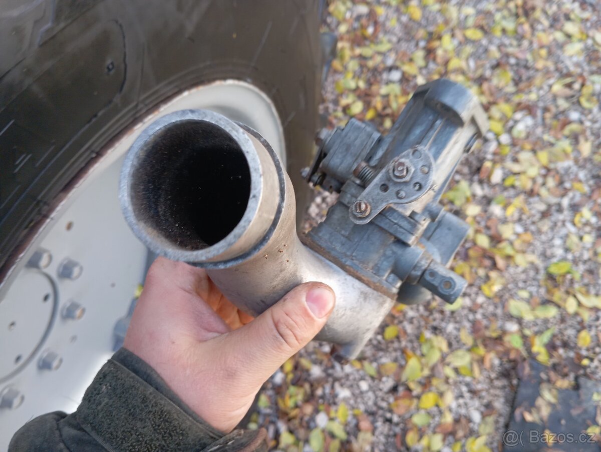 Prodám karburátor Solex 30 BFL s prírubou - 8