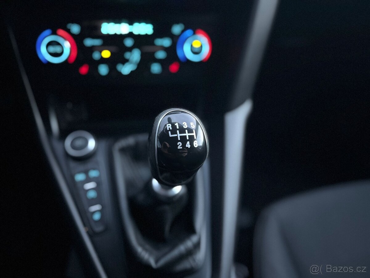 Ford Focus 1.5 EcoBoost,150PS,NOVÝ MOTOR, rok 10/2017 - 8