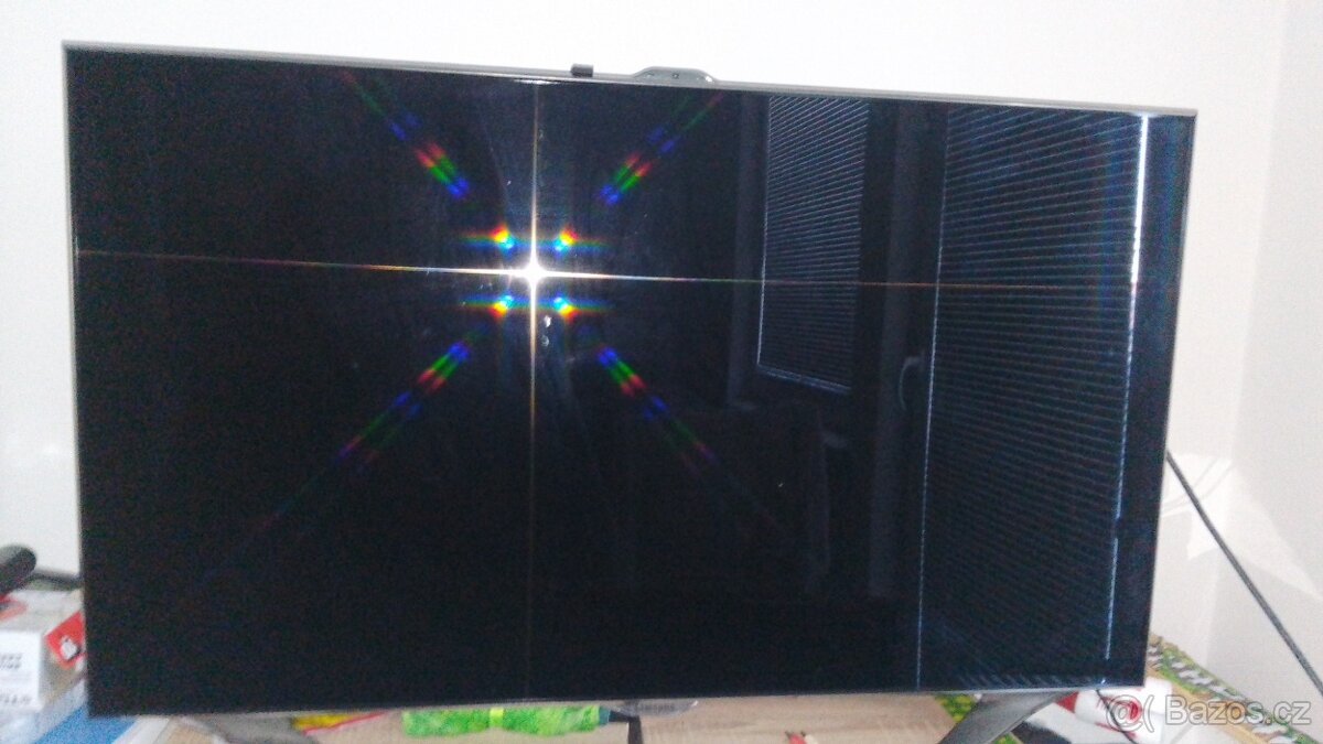 Samsung TV 48 palcový - 8