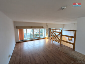 Pronájem obchod a služby, 52 m², Vsetín, ul. Záviše Kalandry - 8