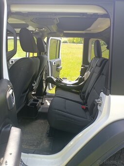 Jeep Wrangler UNLIMITED 2.2 CRDI Sport - 8