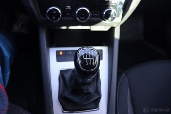 Škoda Octavia Kombi 1.5tsi Style - 8