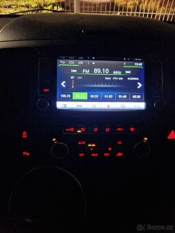 VW multivan T5.1 2.0TDi 103KW- manuál - 2x šoupačky - 8